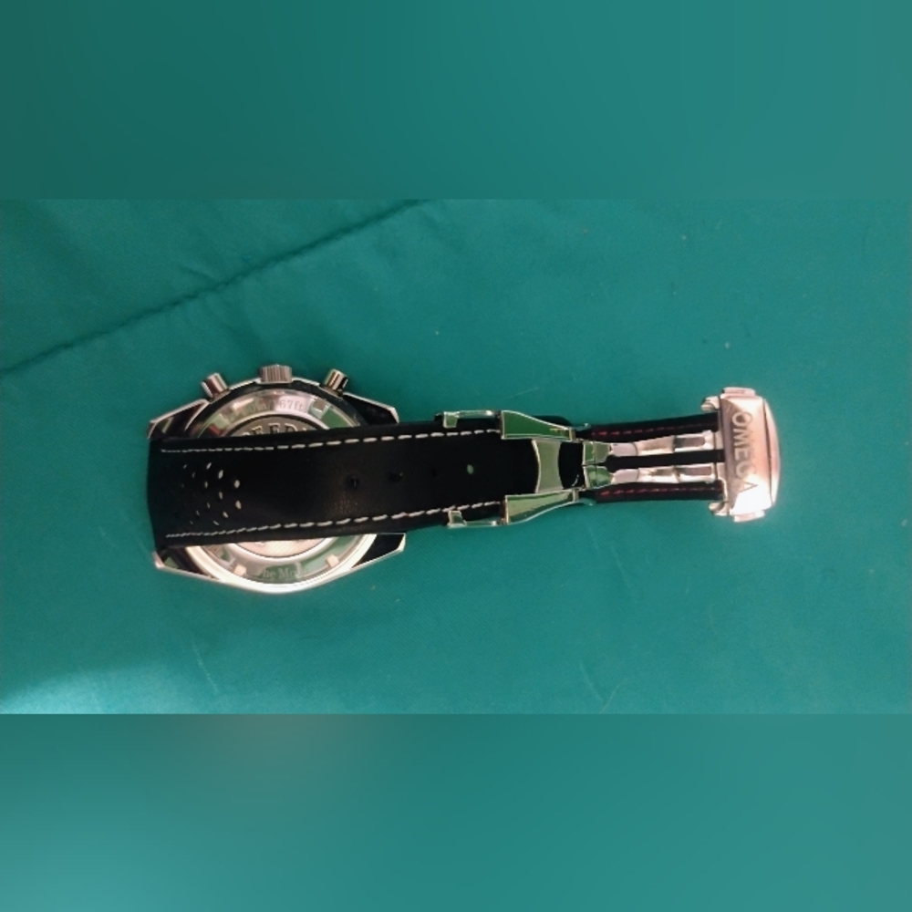 Omega Dark Side Of The Moon Speedmaster Watch - Picture 3 of 5